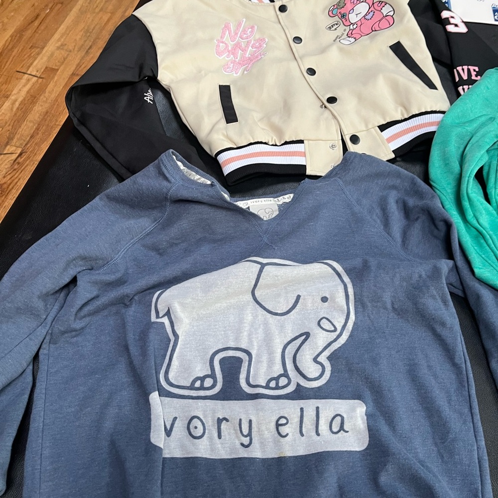 Ivory Ella Navy Kids Sweatshirt with Elephant Design